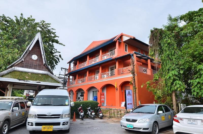 The Orange Pier Guesthouse Ban Bang Chak  Exteriér fotografie